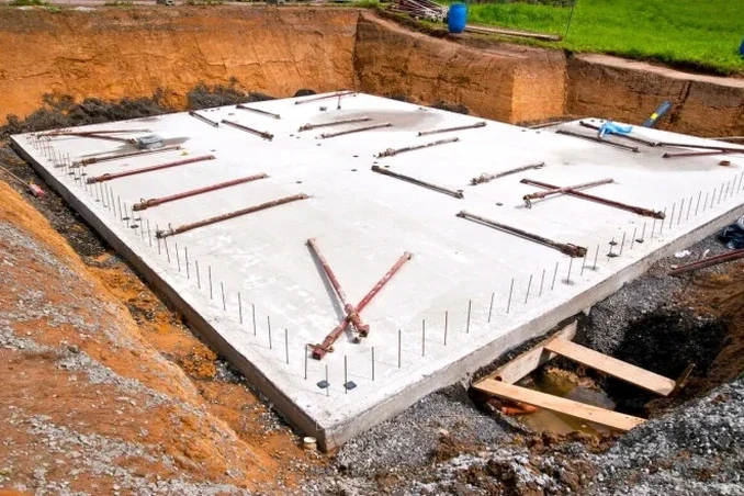 Raft Foundation Design in Swindon: Ground-Bearing Solutions for Challenging Soils